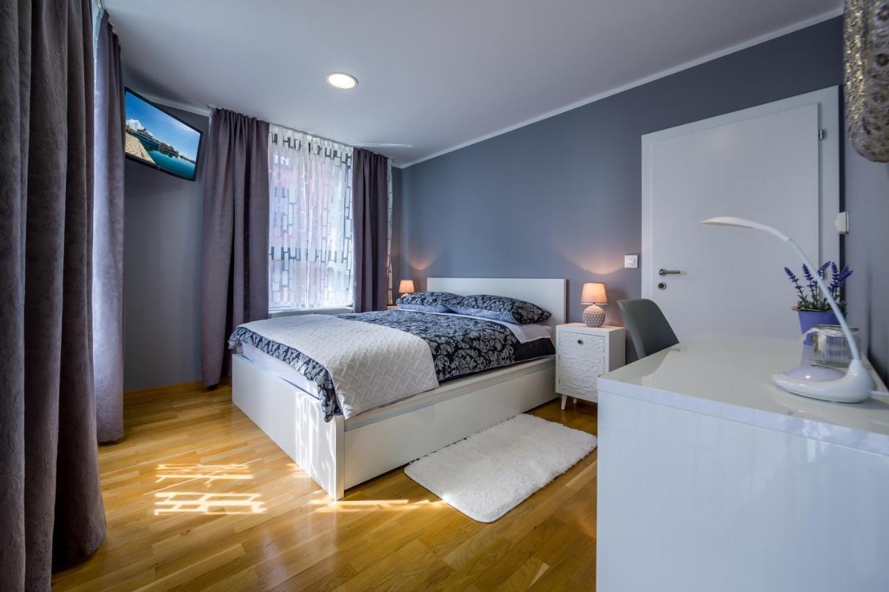 Elena Apartment Rijeka Eksteriør bilde