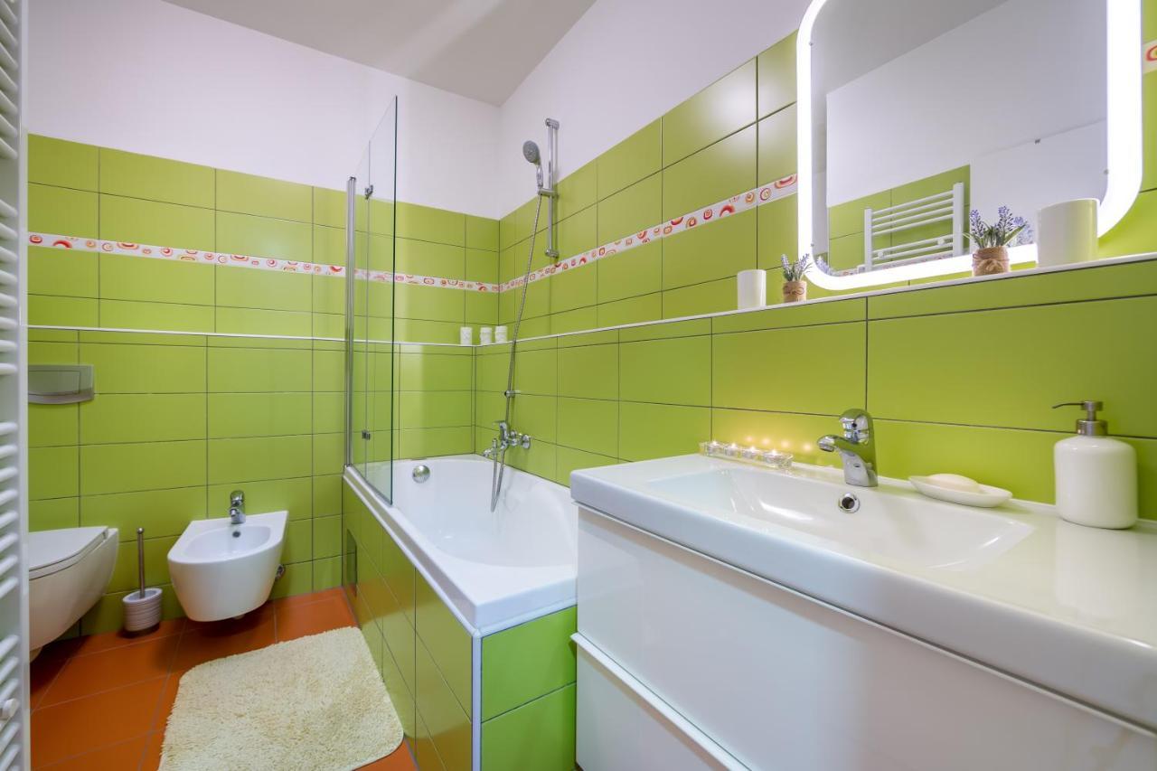 Elena Apartment Rijeka Eksteriør bilde